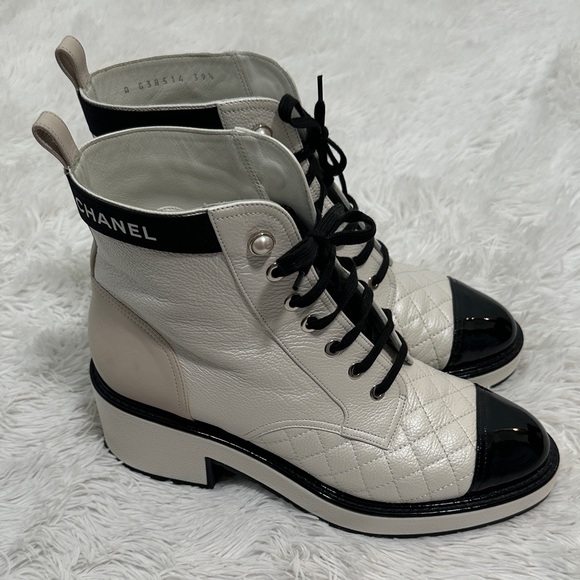 CHANEL Shoes - ❤️ AUTHENTIC! Chanel White Leather Lace Up Boots with Faux Pearl Detail